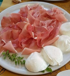  Dove mangiare prosciutto crudo a Montagnana